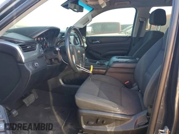 2019 Chevrolet Suburban LS с VIN 1GNSCGKCXKR156097, выставлен на аукционе Copart как лот 64475154 с пробегом 101 739 миль миль и На запчасти • Non repairable. История ставок и продаж доступна на DreamBid. Изображение 7.