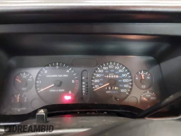 1996 Dodge 1500 с VIN 3B7HF13YXTM127039, выставлен на аукционе IAAI как лот 43238913 с пробегом 145 528 миль миль и . История ставок и продаж доступна на DreamBid. Изображение 7.