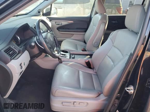 2017 Honda Pilot EX-L z VIN 5FNYF6H57HB019081, wystawiony jako Copart lot #80466035 z przebiegiem 165 835 mil mil oraz Czysty tytuł • Clean title. Historia ofert i sprzedaży dostępna na DreamBid. Obrazek 7.