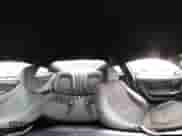 2017 Ford Mustang V6 z VIN 1FA6P8AM5H5305701, wystawiony jako IAAI lot #43093105 z przebiegiem 121 214 mil mil oraz . Historia ofert i sprzedaży dostępna na DreamBid. Obrazek 18.