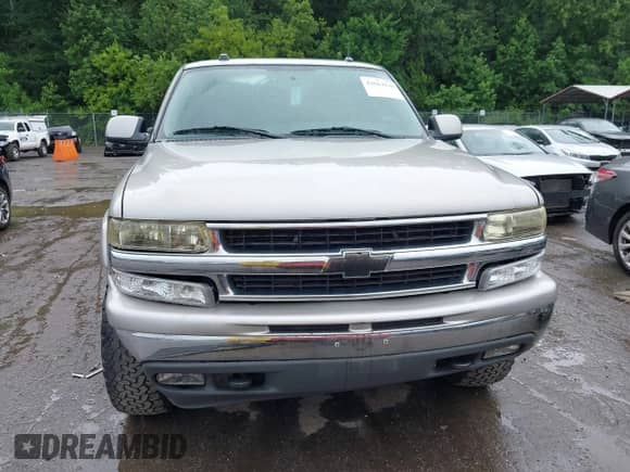 2004 Chevrolet Suburban LS с VIN 3GNGK26U94G272246, выставлен на аукционе IAAI как лот 42664246 с пробегом 219 637 миль миль и . История ставок и продаж доступна на DreamBid. Изображение 12.