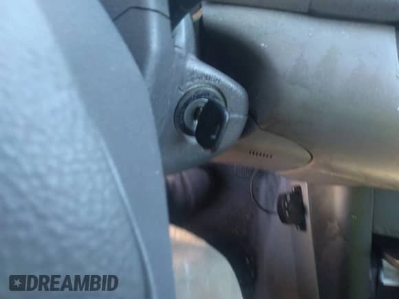 2006 Toyota Camry STD с VIN 4T1BE32K46U745857, выставлен на аукционе IAAI как лот 41685029 с пробегом 268 883 миль миль и . История ставок и продаж доступна на DreamBid. Изображение 11.