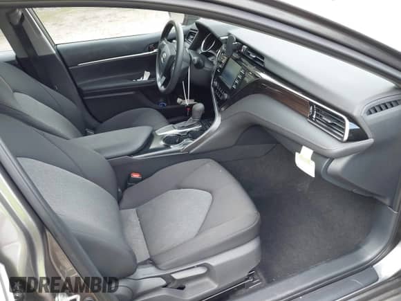 2019 Toyota Camry LE с VIN 4T1B11HK2KU854058, выставлен на аукционе IAAI как лот 43392890 с пробегом 35 838 миль миль и . История ставок и продаж доступна на DreamBid. Изображение 5.