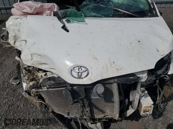 2017 Toyota Sienna LE Auto Access Seat z VIN 5TDKZ3DC7HS817169, wystawiony jako Copart lot #68869085 z przebiegiem Nie podano mil oraz Nie do naprawy • Non repairable. Historia ofert i sprzedaży dostępna na DreamBid. Obrazek 12.