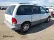 1998 Dodge Caravan с VIN 1B4GP55L5WB712458, выставлен на аукционе Copart как лот 43471255 с пробегом Не указан миль и Списание • Salvage title. История ставок и продаж доступна на DreamBid. Изображение 3.