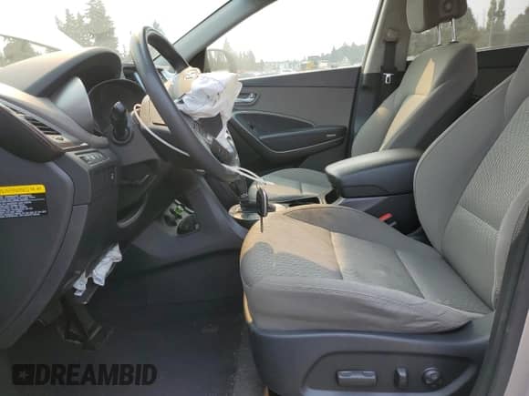 2017 Hyundai Santa Fe SE z VIN KM8SMDHFXHU167043, wystawiony jako Copart lot #71733645 z przebiegiem 120 667 mil mil oraz Szkoda całkowita • Salvage title. Historia ofert i sprzedaży dostępna na DreamBid. Obrazek 7.