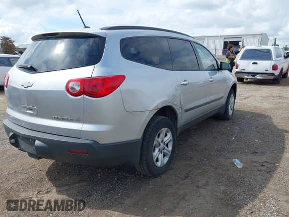 2012 Chevrolet Traverse LS с VIN 1GNKRFED4CJ144556, выставлен на аукционе IAAI как лот 43283891 с пробегом 189 482 миль миль и . История ставок и продаж доступна на DreamBid. Изображение 4.