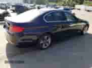 2013 BMW 5 Series 528i с VIN WBAXG5C51DD231323, выставлен на аукционе Copart как лот 85003835 с пробегом 150 585 миль миль и Чистый • Clean title. История ставок и продаж доступна на DreamBid. Изображение 3.