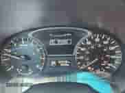 2015 Nissan Pathfinder S z VIN 5N1AR2MNXFC660299, wystawiony jako Copart lot #71204025 z przebiegiem 165 078 mil mil oraz Szkoda całkowita • Salvage title. Historia ofert i sprzedaży dostępna na DreamBid. Obrazek 9.