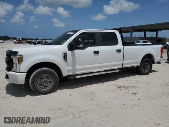2019 Ford F-250 XL с VIN 1FT7W2A69KEF09831, выставлен на аукционе Copart как лот 62739975 с пробегом 134 406 миль миль и Списание • Salvage title. История ставок и продаж доступна на DreamBid. Изображение 1.