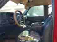 2004 Chevrolet Silverado 1500 Z71 z VIN 2GCEK13T941326949, wystawiony jako IAAI lot #43480012 z przebiegiem 321 825 mil mil oraz . Historia ofert i sprzedaży dostępna na DreamBid. Obrazek 5.