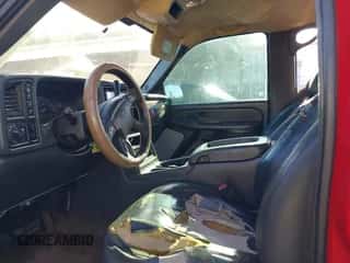 2004 Chevrolet Silverado 1500 Z71 z VIN 2GCEK13T941326949, wystawiony jako IAAI lot #43480012 z przebiegiem 321 825 mil mil oraz . Historia ofert i sprzedaży dostępna na DreamBid. Obrazek 5.