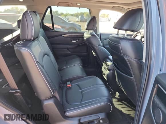 2025 Honda Pilot Elite с VIN 5FNYG1H84SB089204, выставлен на аукционе Copart как лот 81976035 с пробегом 15 095 миль миль и Списание • Salvage title. История ставок и продаж доступна на DreamBid. Изображение 10.