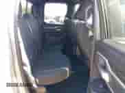 2022 Ram 1500 Big Horn z VIN 1C6RREBG3NN173629, wystawiony jako IAAI lot #40765434 z przebiegiem 57 662 mil mil oraz . Historia ofert i sprzedaży dostępna na DreamBid. Obrazek 8.