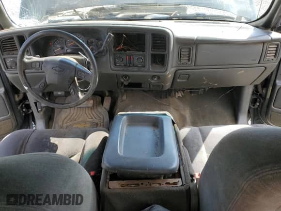 2005 Chevrolet Silverado 1500 LS z VIN 2GCEC19V651163006, wystawiony jako Copart lot #80392805 z przebiegiem 236 881 mil mil oraz Szkoda całkowita • Salvage title. Historia ofert i sprzedaży dostępna na DreamBid. Obrazek 8.
