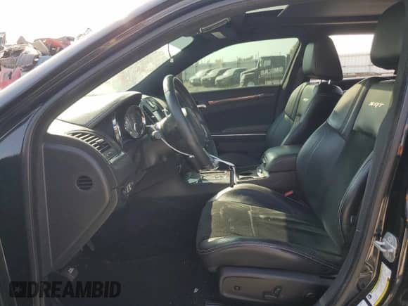 2014 Chrysler 300 SRT-8 with VIN 2C3CCAFJ3EH256845, listed as a Copart auction lot 77766654 with 86,962 mi miles and Salvage title. Bid and sale history available at DreamBid. Image 7.