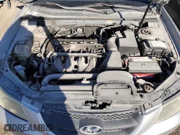 2006 Hyundai Sonata GLS with VIN KMHEU46C26A100523, listed as a Copart auction lot 68563985 with 204,208 mi miles and Salvage title. Bid and sale history available at DreamBid. Image 12.