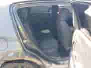 2015 Chevrolet Sonic LT z VIN 1G1JC6SH5F4148222, wystawiony jako IAAI lot #42993222 z przebiegiem 129 499 mil mil oraz . Historia ofert i sprzedaży dostępna na DreamBid. Obrazek 8.