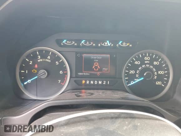 2016 Ford F-150 XLT z VIN 1FTEW1EP3GKE84003, wystawiony jako Copart lot #82364265 z przebiegiem 169 478 mil mil oraz Szkoda całkowita • Salvage title. Historia ofert i sprzedaży dostępna na DreamBid. Obrazek 9.