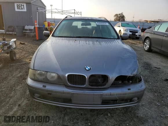 2002 BMW 5 Series 525i с VIN WBADS434X2GE10428, выставлен на аукционе Copart как лот 83689954 с пробегом 183 737 миль миль и Списание • Salvage title. История ставок и продаж доступна на DreamBid. Изображение 5.