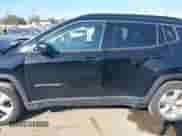 2020 Jeep Compass Latitude with VIN 3C4NJCBB7LT133977, listed as a IAAI auction lot 40950290 with 71,428 mi miles and . Bid and sale history available at DreamBid. Image 13.