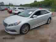 2015 Hyundai Sonata Sport с VIN 5NPE34AF5FH088174, выставлен на аукционе IAAI как лот 43134480 с пробегом 174 275 миль миль и . История ставок и продаж доступна на DreamBid. Изображение 2.