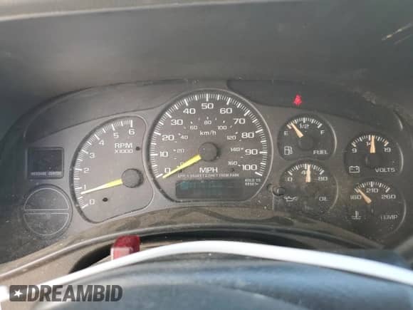 2001 Chevrolet Suburban LT с VIN 3GNFK16T71G261366, выставлен на аукционе Copart как лот 66399054 с пробегом 303 589 миль миль и Списание • Salvage title. История ставок и продаж доступна на DreamBid. Изображение 9.