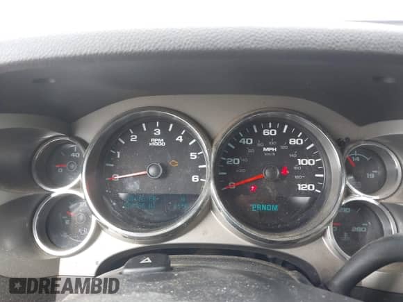 2013 Chevrolet Silverado 1500 LT z VIN 1GCRKSE78DZ324253, wystawiony jako IAAI lot #42962249 z przebiegiem 208 385 mil mil oraz . Historia ofert i sprzedaży dostępna na DreamBid. Obrazek 7.