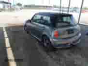 2003 MINI Hardtop S z VIN WMWRE33483TD67403, wystawiony jako IAAI lot #42846666 z przebiegiem Nie podano mil oraz . Historia ofert i sprzedaży dostępna na DreamBid. Obrazek 3.