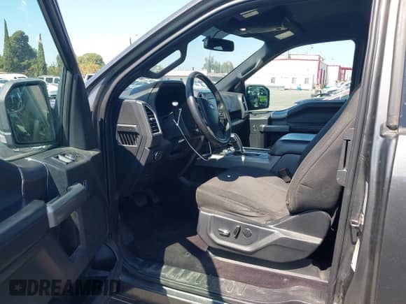 2016 Ford F-150 XLT с VIN 1FTFX1EG1GKD78084, выставлен на аукционе IAAI как лот 43198022 с пробегом 173 908 миль миль и . История ставок и продаж доступна на DreamBid. Изображение 5.