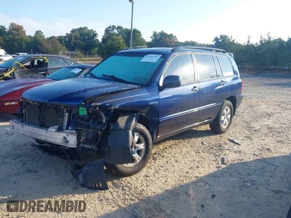 2002 Toyota Highlander with VIN JTEGF21A520060466, listed as a IAAI auction lot 43226787 with 219,462 mi miles and . Bid and sale history available at DreamBid. Image 2.