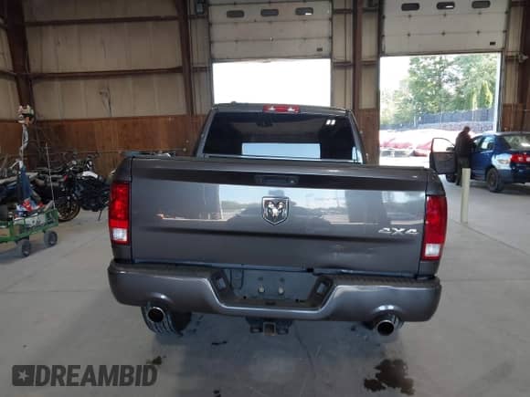 2014 Ram 1500 Express z VIN 1C6RR7FTXES469073, wystawiony jako IAAI lot #43109122 z przebiegiem 164 219 mil mil oraz . Historia ofert i sprzedaży dostępna na DreamBid. Obrazek 16.