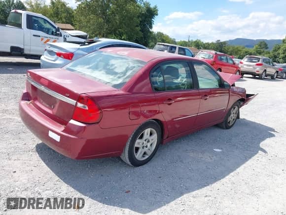 2006 Chevrolet Malibu 0LT z VIN 1G1ZT51F66F289768, wystawiony jako IAAI lot #43102727 z przebiegiem 255 514 mil mil oraz . Historia ofert i sprzedaży dostępna na DreamBid. Obrazek 4.