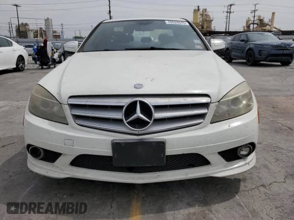 2009 Mercedes-Benz C 300 Sport z VIN WDDGF54X49R061402, wystawiony jako Copart lot #70928645 z przebiegiem 245 217 mil mil oraz Szkoda całkowita • Salvage title. Historia ofert i sprzedaży dostępna na DreamBid. Obrazek 5.