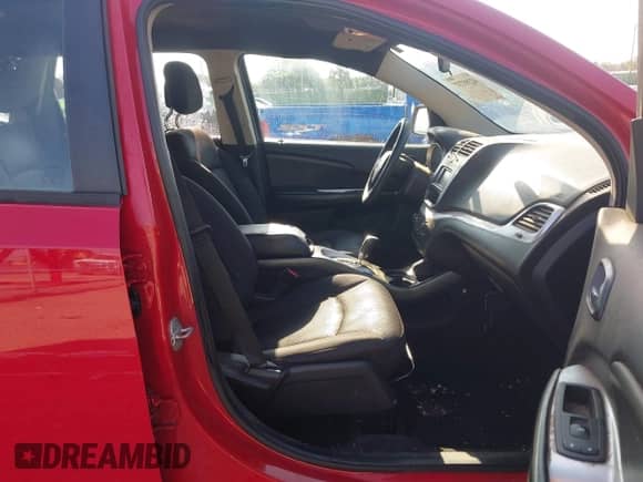 2013 Dodge Journey SE with VIN 3C4PDCAB4DT675542, listed as a IAAI auction lot 42393737 with 134,051 mi miles and . Bid and sale history available at DreamBid. Image 5.