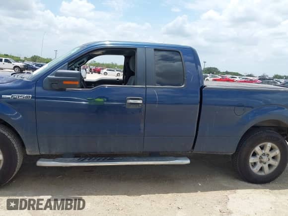 2013 Ford F-150 XL with VIN 1FTFX1CFXDFA66960, listed as a IAAI auction lot 42727687 with 241,165 mi miles and . Bid and sale history available at DreamBid. Image 14.
