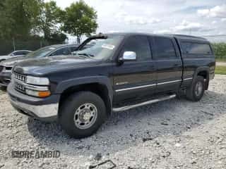 2002 Chevrolet Silverado 1500HD LT with VIN 1GCGK13U02F232577, listed as a Copart auction lot 66970604 with Not provided miles and Salvage title. Bid and sale history available at DreamBid. Image 1.