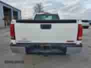 2007 GMC Sierra 1500 Work Truck с VIN 1GTEC14C17E537013, выставлен на аукционе Copart как лот 43540895 с пробегом 263 368 миль миль и Списание • Salvage title. История ставок и продаж доступна на DreamBid. Изображение 10.
