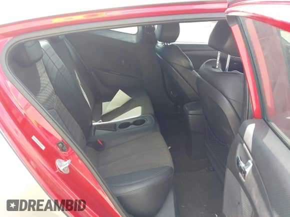 2014 Hyundai Veloster с VIN KMHTC6AD1EU182487, выставлен на аукционе IAAI как лот 43479609 с пробегом 71 862 миль миль и . История ставок и продаж доступна на DreamBid. Изображение 8.