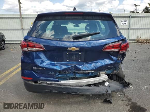 2022 Chevrolet Equinox LS with VIN 3GNAX5EV8NS113347, listed as a Copart auction lot 71432195 with 73,319 mi miles and Salvage title. Bid and sale history available at DreamBid. Image 6.