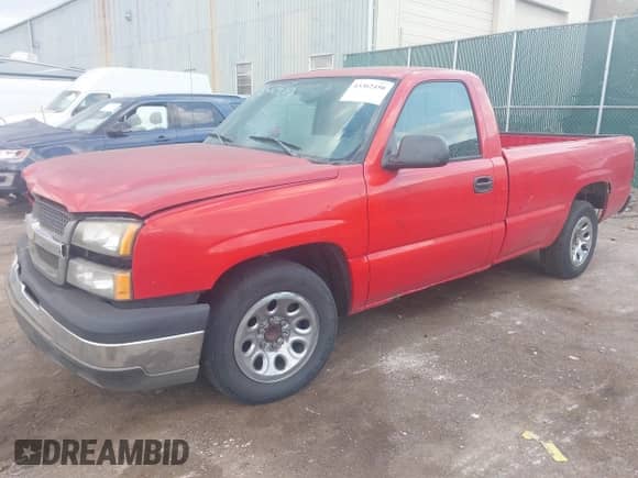 2004 Chevrolet Silverado 1500 z VIN 1GCEC14X64Z107615, wystawiony jako IAAI lot #43362450 z przebiegiem 158 887 mil mil oraz . Historia ofert i sprzedaży dostępna na DreamBid. Obrazek 2.