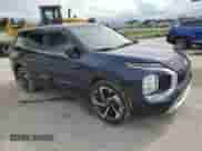 2024 Mitsubishi Outlander SE z VIN JA4J3VA87RZ085578, wystawiony jako Copart lot #80992625 z przebiegiem 8 245 mil mil oraz Nie do naprawy • Non repairable. Historia ofert i sprzedaży dostępna na DreamBid. Obrazek 4.