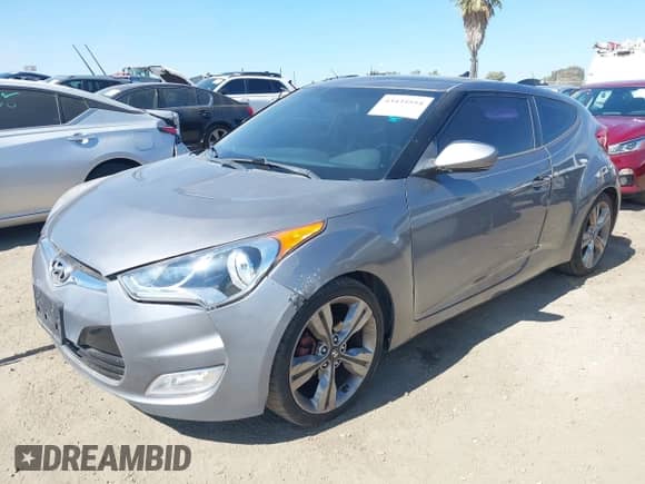 2016 Hyundai Veloster с VIN KMHTC6AD6GU267165, выставлен на аукционе IAAI как лот 43435554 с пробегом 78 417 миль миль и . История ставок и продаж доступна на DreamBid. Изображение 2.