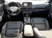 2018 Hyundai Kona Ultimate с VIN KM8K5CA58JU173373, выставлен на аукционе Copart как лот 84746125 с пробегом 17 536 миль миль и Списание • Salvage title. История ставок и продаж доступна на DreamBid. Изображение 8.