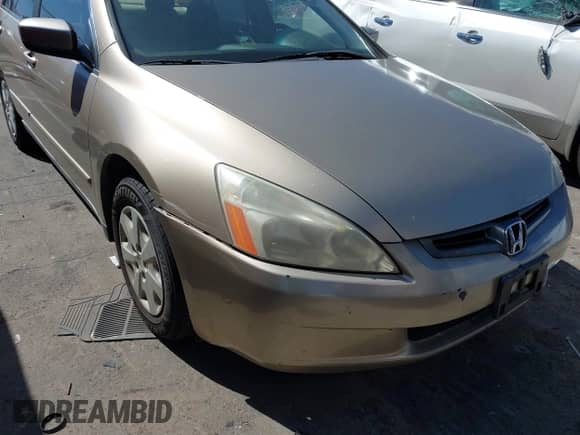 2004 Honda Accord LX с VIN 1HGCM56334A028988, выставлен на аукционе IAAI как лот 43379102 с пробегом 310 048 миль миль и . История ставок и продаж доступна на DreamBid. Изображение 6.