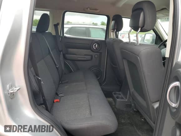 2011 Dodge Nitro Heat with VIN 1D4PU4GX4BW505006, listed as a Copart auction lot 58696585 with 280,079 mi miles and Clean title. Bid and sale history available at DreamBid. Image 10.