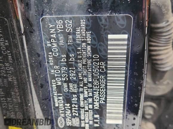 2015 Hyundai Genesis 3.8L with VIN KMHGN4JE8FU050210, listed as a Copart auction lot 90255795 with Not provided miles and Clean title. Bid and sale history available at DreamBid. Image 12.