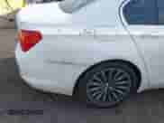 2012 BMW 7 Series 750Li z VIN WBAKB8C59CC963195, wystawiony jako IAAI lot #43299374 z przebiegiem 90 131 mil mil oraz . Historia ofert i sprzedaży dostępna na DreamBid. Obrazek 6.