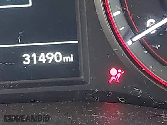 2019 Hyundai Veloster 2.0 с VIN KMHTG6AF6KU005046, выставлен на аукционе IAAI как лот 41073491 с пробегом 31 490 миль миль и . История ставок и продаж доступна на DreamBid. Изображение 15.