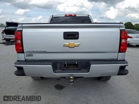 2018 Chevrolet Silverado 1500 Custom z VIN 1GCRCPEC7JZ181461, wystawiony jako Copart lot #54044105 z przebiegiem 77 029 mil mil oraz Szkoda całkowita • Salvage title. Historia ofert i sprzedaży dostępna na DreamBid. Obrazek 6.